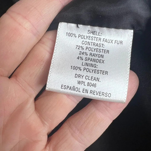 JM Collection Woman Black Sleeveless Open Front Faux Fur Front Vest Size 0X/12 - Picture 6 of 7